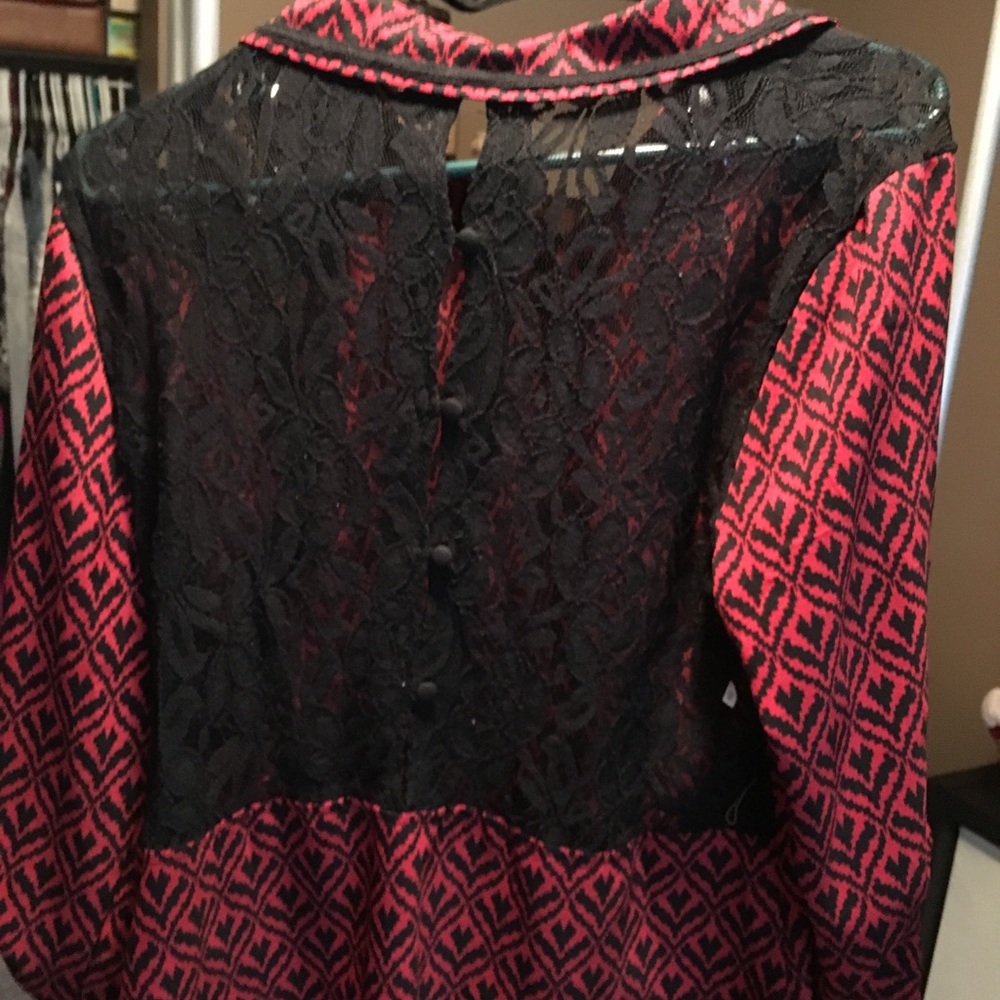 Buckle Top